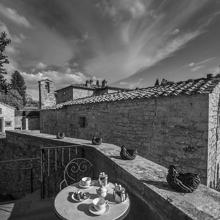 Le Suites Di Castello Di Ama Gaiole in Chianti Exterior photo
