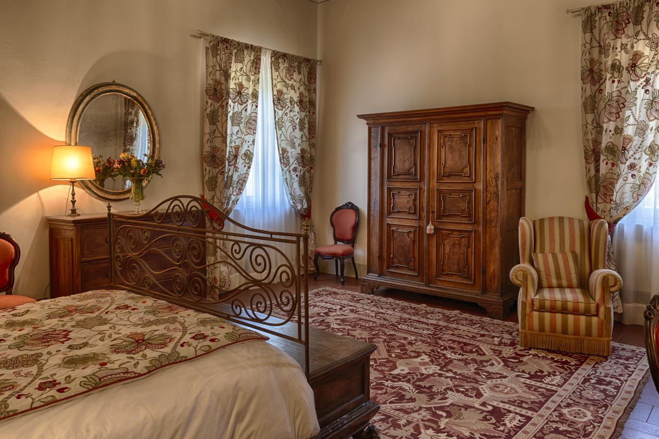 Le Suites Di Castello Di Ama Gaiole in Chianti Exterior photo